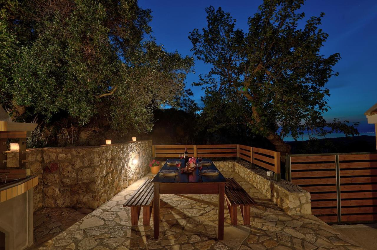 Villa Koukoutsa House With Swimming Pool Corfu Sokraki à Sokrákion Extérieur photo