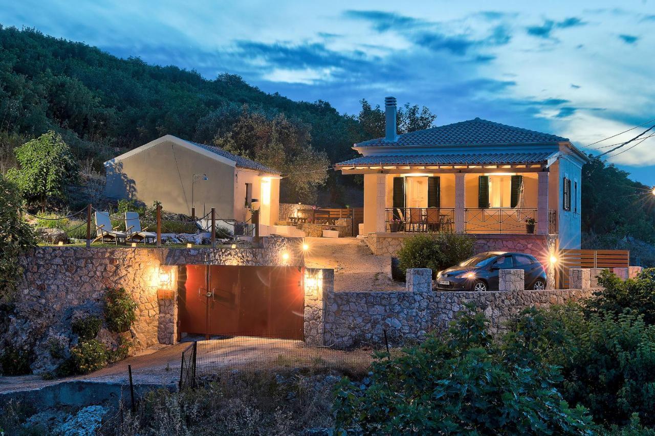 Villa Koukoutsa House With Swimming Pool Corfu Sokraki à Sokrákion Extérieur photo