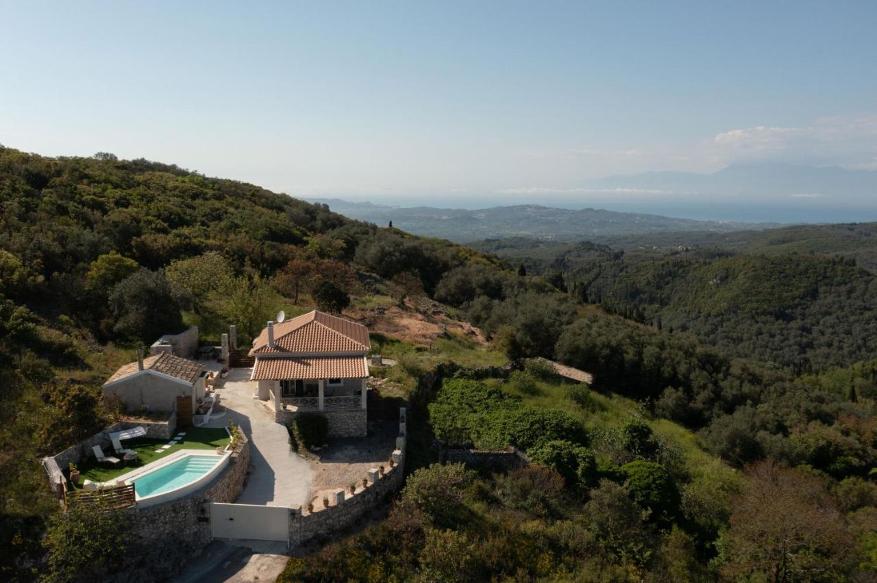 Villa Koukoutsa House With Swimming Pool Corfu Sokraki à Sokrákion Extérieur photo