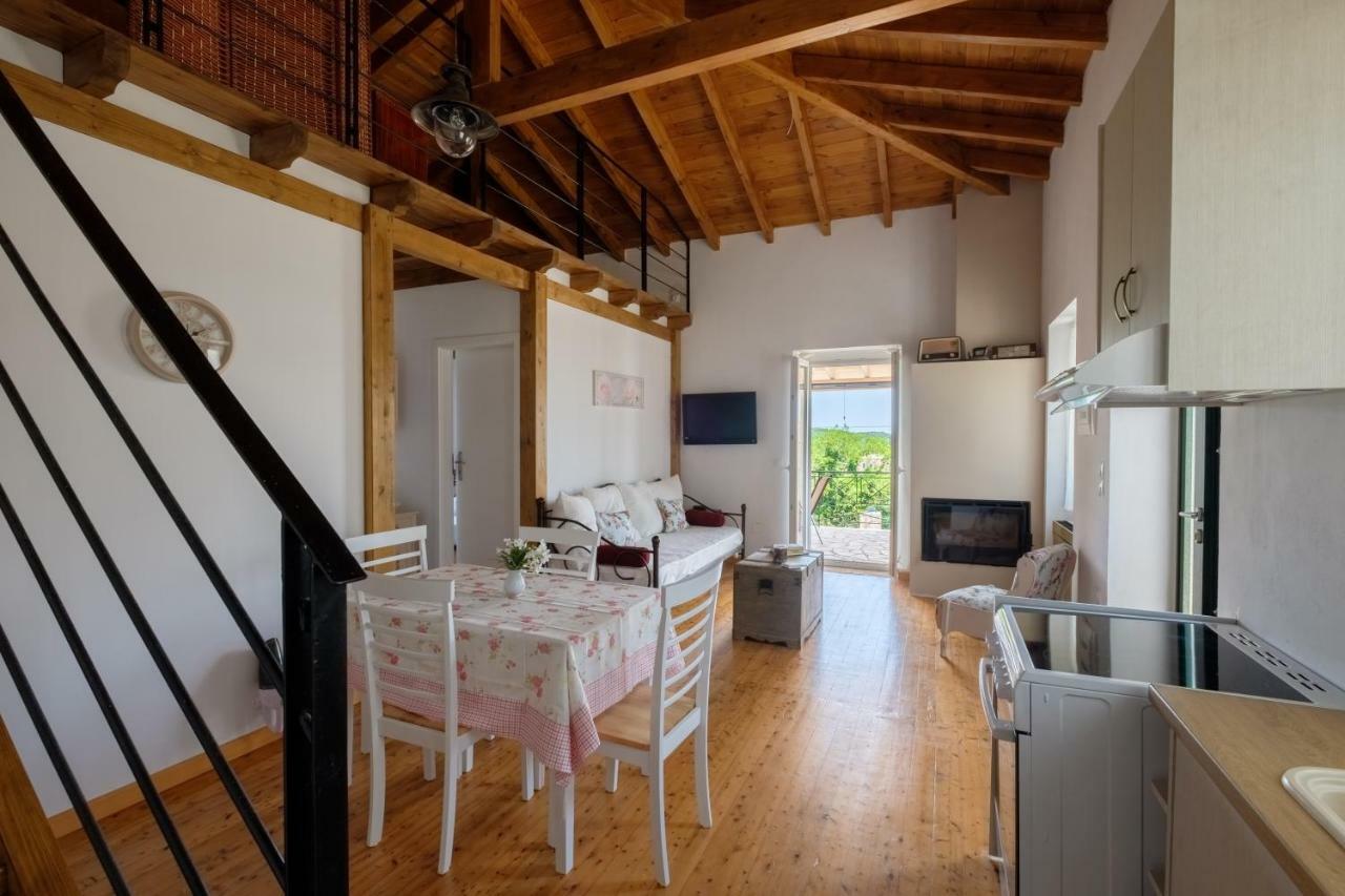 Villa Koukoutsa House With Swimming Pool Corfu Sokraki à Sokrákion Extérieur photo