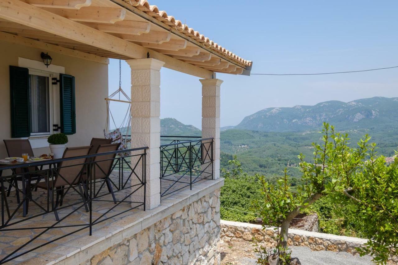 Villa Koukoutsa House With Swimming Pool Corfu Sokraki à Sokrákion Extérieur photo